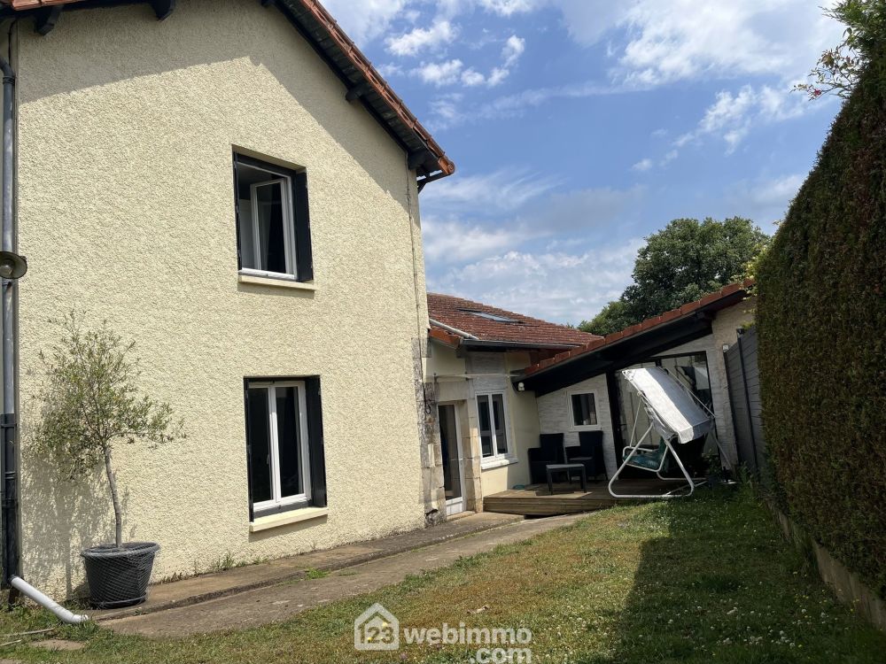 Vente Maison 80m² 4 Pièces à Saint-Benoît (86280) - 123Webimmo.Com